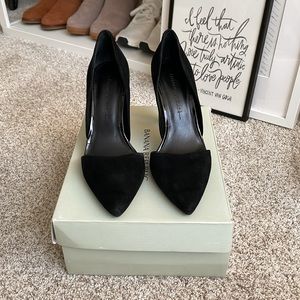 Banana Republic Black Suede D’Orsay Pumps